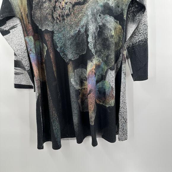 Et Lois Top Shirt Womens Small Multicolor Floral Art Brushed Knit Boxy Oversized - Picture 3 of 9